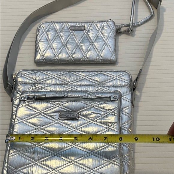 Baggallini Shimmering Silver Quilted Crossbody Bag - Picture 8 of 12